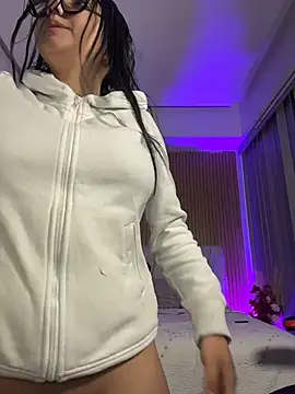 Michelle_Zoe live cam on StripChat