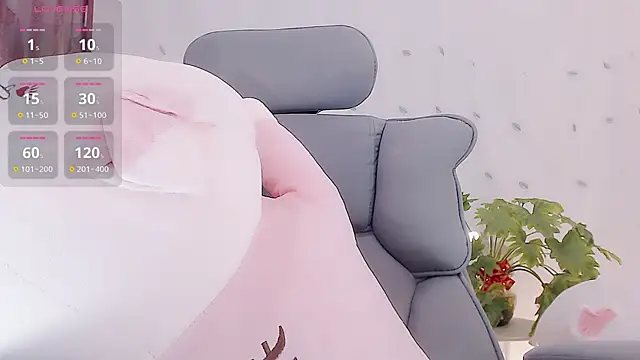 yaoyao-baby520 live cam on StripChat