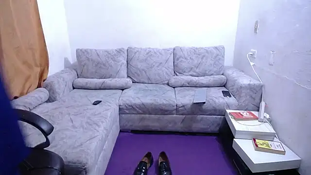 Victor_Maitland live cam on StripChat