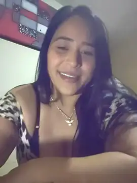 Alejandrava live cam on StripChat
