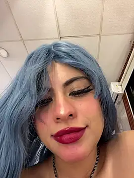Eva_Feller69