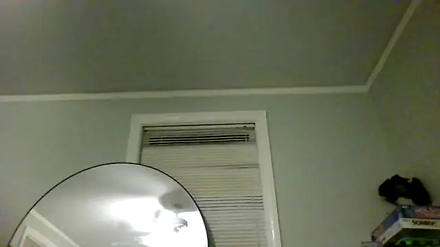 Kellychrismix live cam on StripChat
