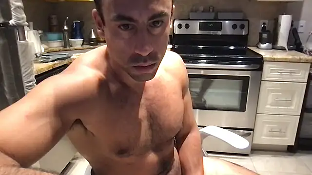 BigGuyMuscle live cam on StripChat