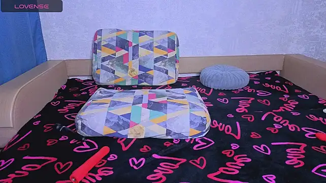 LucieHells webcam