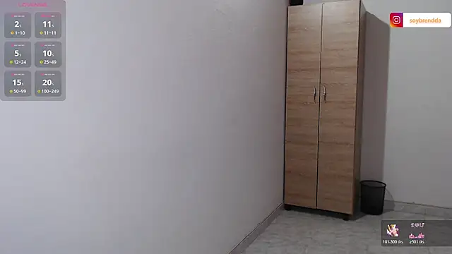 -brendda- live cam on StripChat