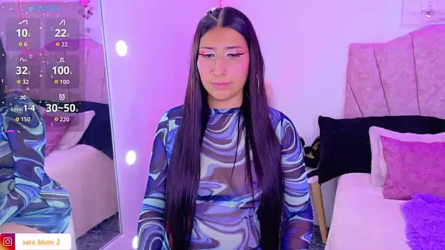Sara_Blum live cam on StripChat