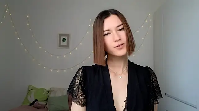 AliciaNewell live cam on StripChat