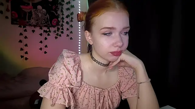 EngelFlood live cam on StripChat