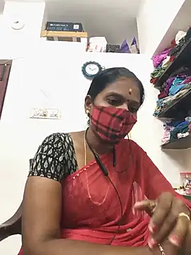 Tamil_Yalini12 live cam on StripChat