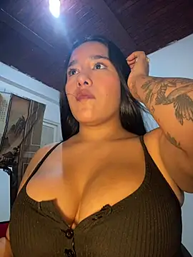 mis-violetha live cam on StripChat