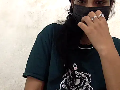 Nisha_As live cam on StripChat