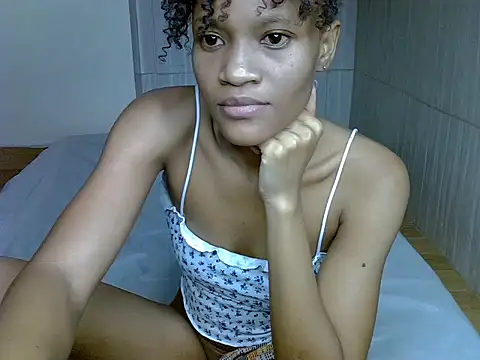 Pinky_empress live cam on StripChat