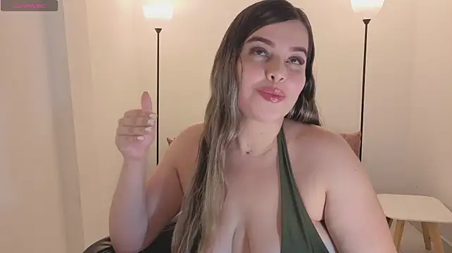 camiilaa1 live cam on StripChat