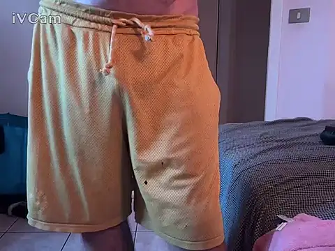 PierPesaroX live cam on StripChat