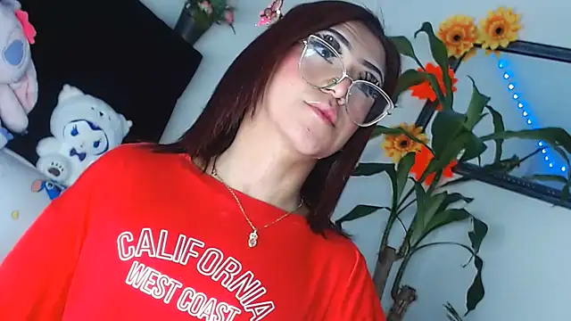 NathalialLooes live cam on StripChat