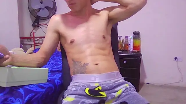 juan22cm_rod live cam on StripChat