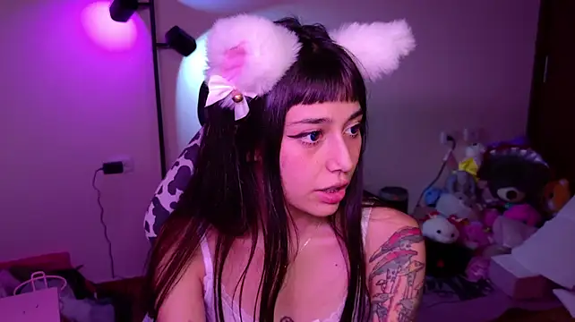 amber_yull live cam on StripChat