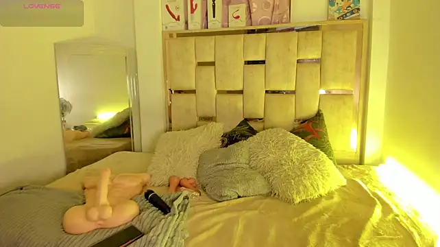 KetziaDoll_ webcam