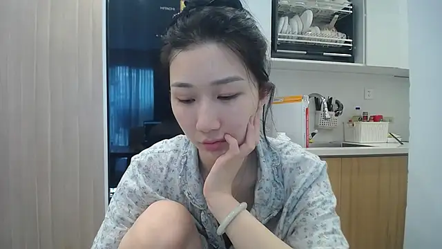 Asiagirll live cam on StripChat