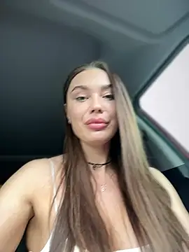 Emma_Catt live cam on StripChat