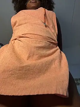 Nottynadiaa live cam on StripChat