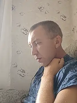 _uncle_Mitya-43_ live cam on StripChat