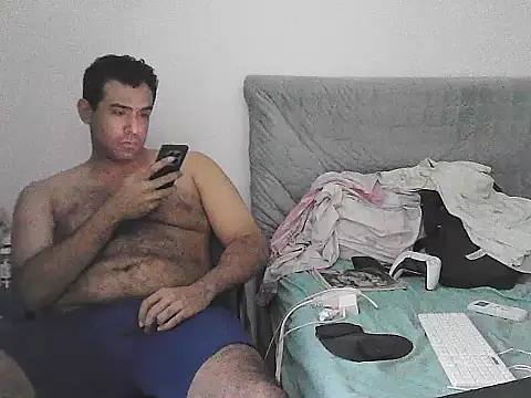 alphalatinobearx live cam on StripChat