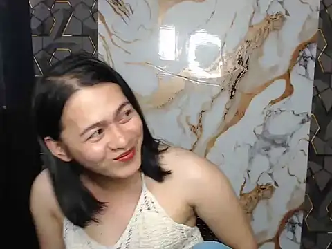 ur_asianpretty live cam on StripChat