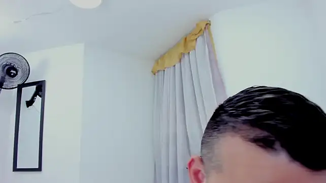 denny_scobar live cam on StripChat