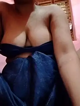 babbydoll-03 live cam on StripChat