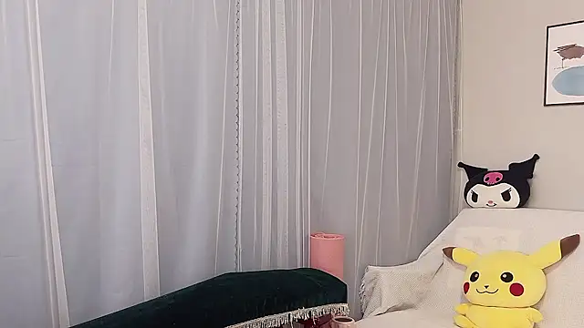 Pearl-xixi777 live cam on StripChat