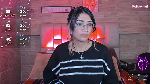 mia_devine_ live cam on StripChat