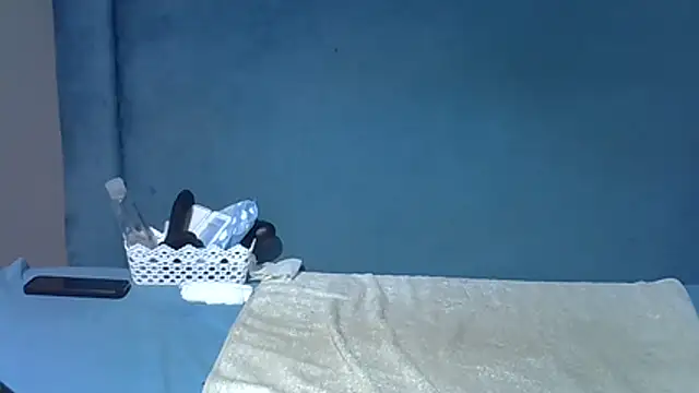 Nomarainx live cam on StripChat