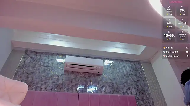 Chloest_ live cam on StripChat