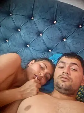 DuoPassion143 live cam on StripChat
