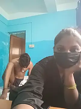 Bussufatma live cam on StripChat