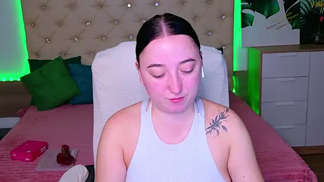AVA_MAXIMUS live cam on StripChat