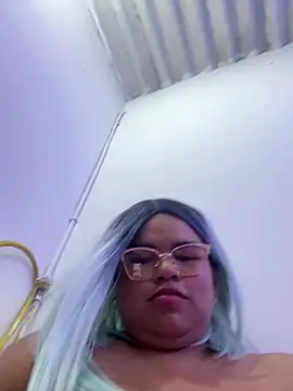 Velvet__Room live cam on StripChat