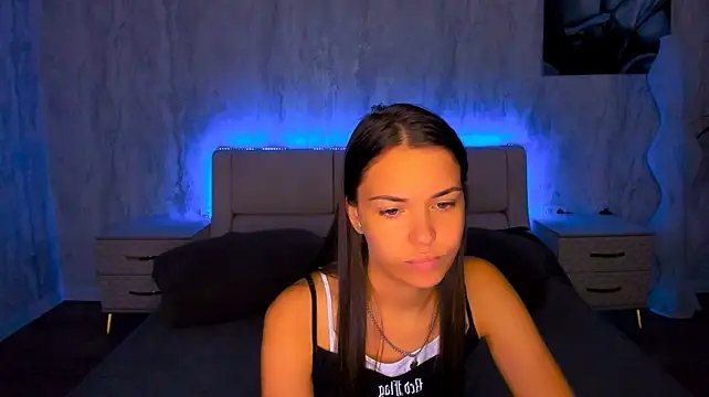 AlexaBarkley live cam on StripChat