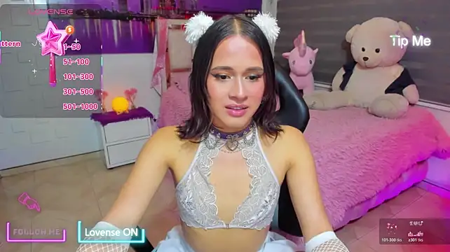 kumikoxxx live cam on StripChat