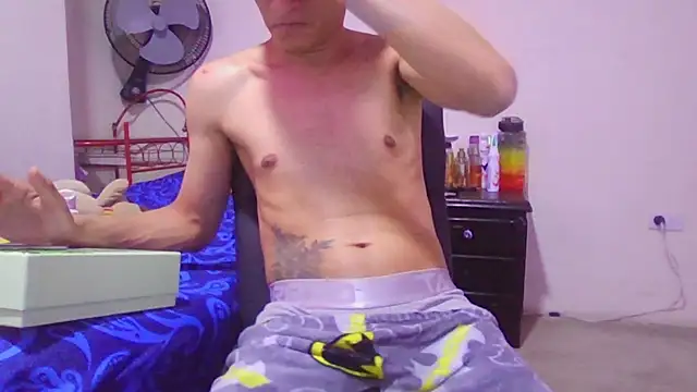 juan22cm_rod live cam on StripChat