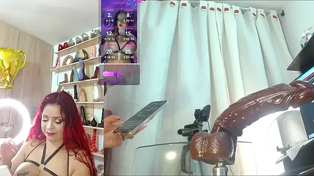 Yashira-Lennis webcam