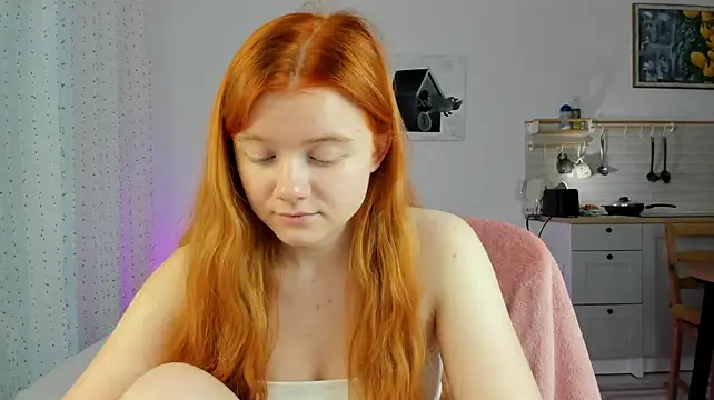 Evie_Tomioka webcam