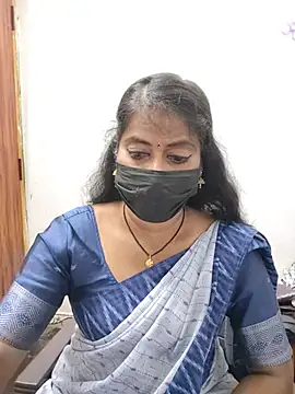 tamil_Sigappu_Roja