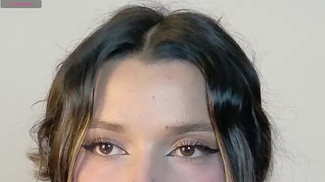 KylieVennet webcam