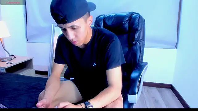 Damian_Steel07 webcam