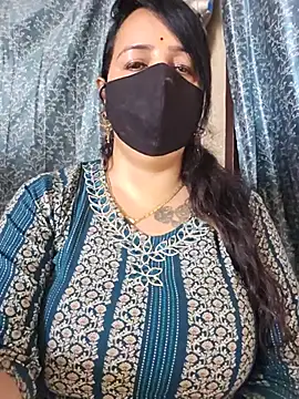 cute-tanvi live room snapshot on Stripchat