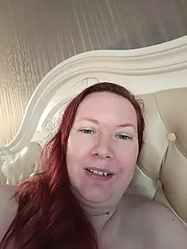 GoddessLara webcam