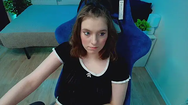 CranberryHot live cam on StripChat