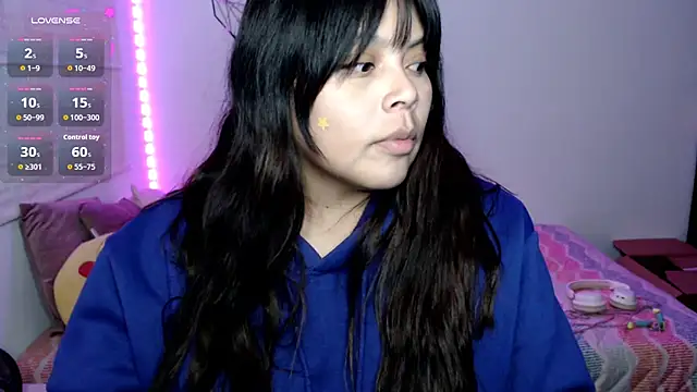 EllieMoonX live cam on StripChat
